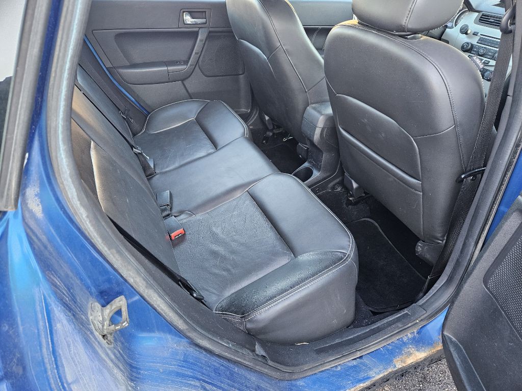 2011 Ford Focus Image 15