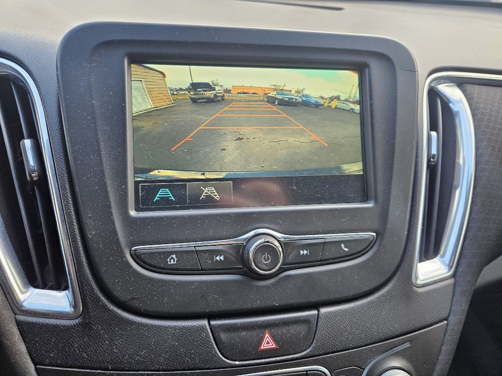 2016 Chevrolet Malibu Image 17