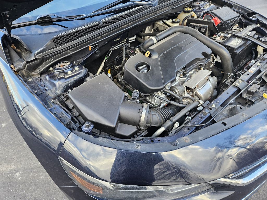 2016 Chevrolet Malibu Image 18