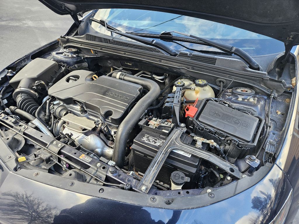 2016 Chevrolet Malibu Image 19