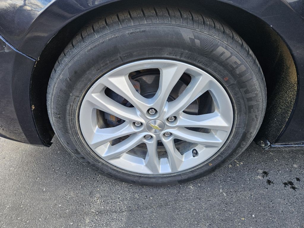 2016 Chevrolet Malibu Image 22