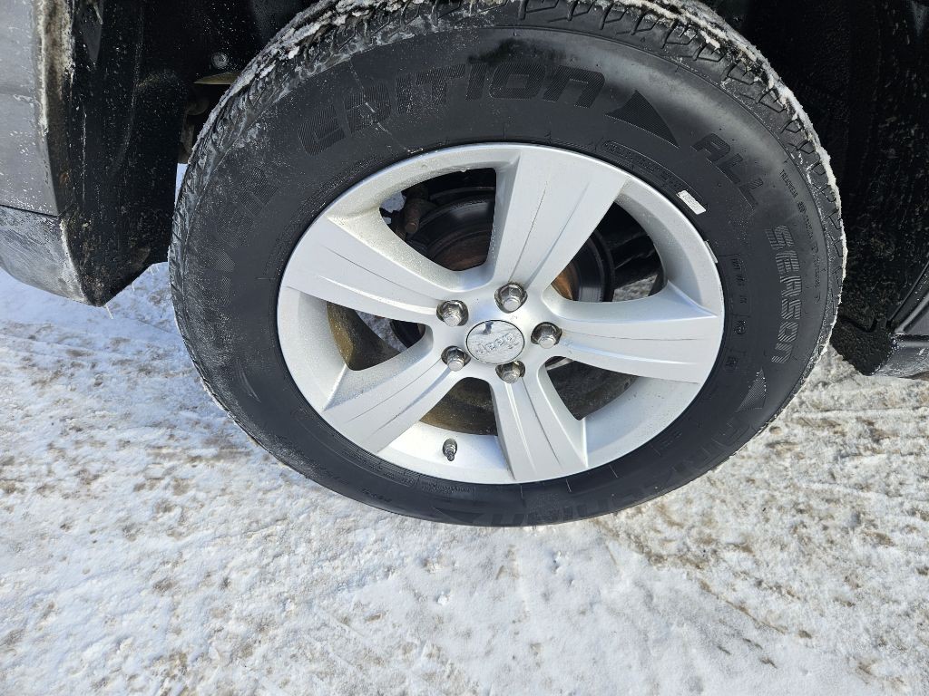 2013 Jeep Patriot Image 24