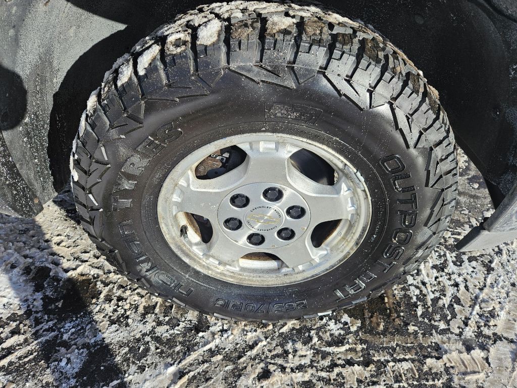 2000 Chevrolet Silverado 1500 Image 17