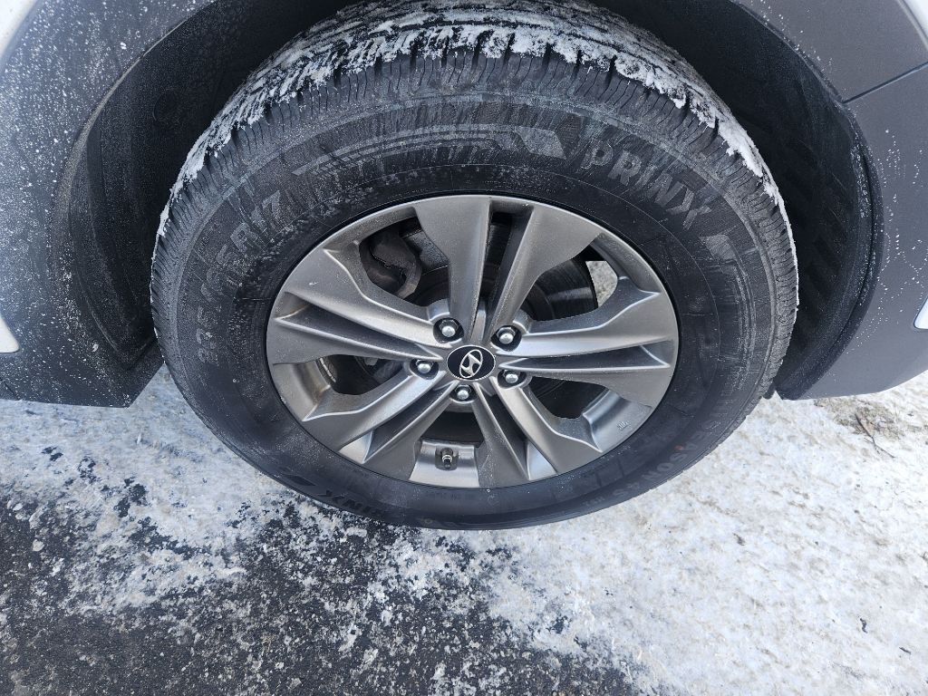 2013 Hyundai Santa Fe Image 21