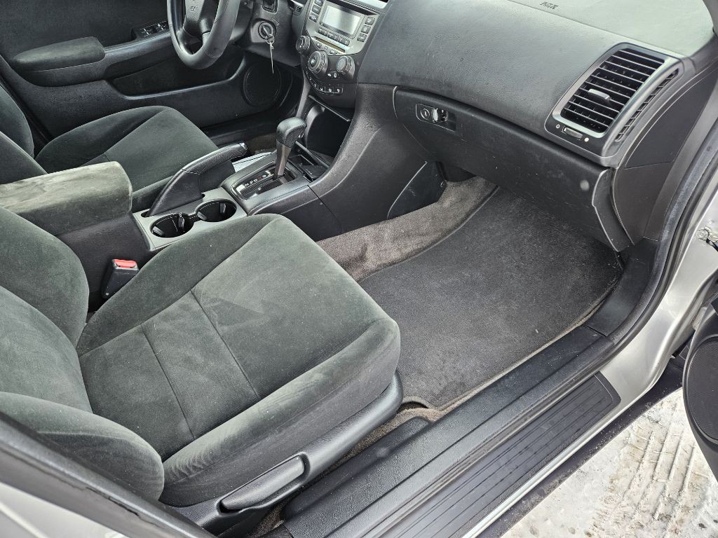 2006 Honda Accord Image 14