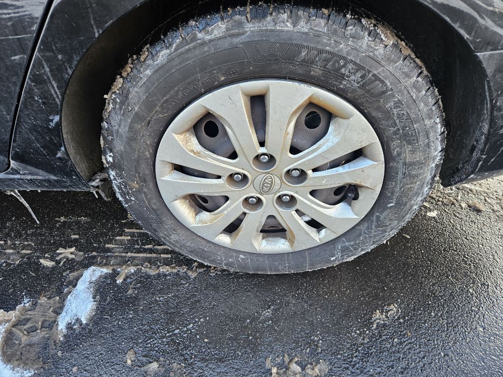 2010 Kia Forte Image 20