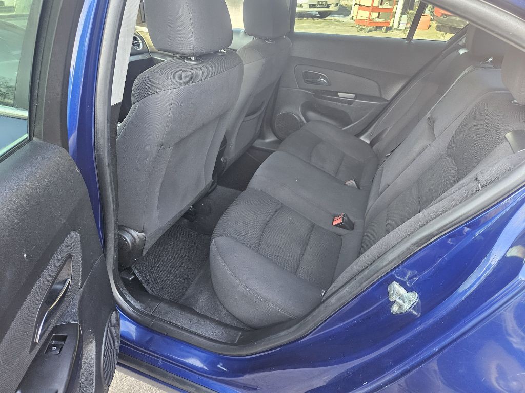 2013 Chevrolet Cruze Image 13