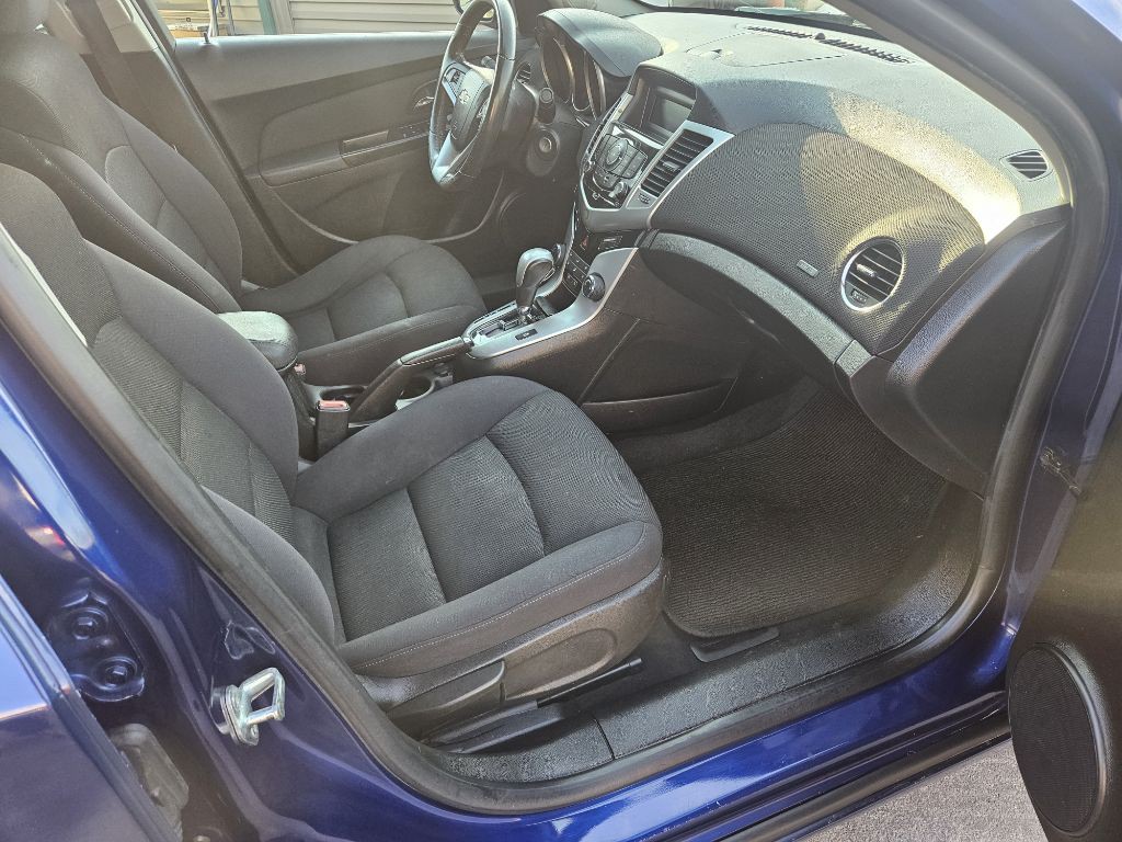 2013 Chevrolet Cruze Image 14