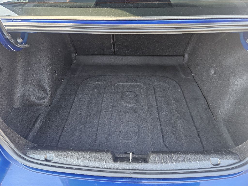 2013 Chevrolet Cruze Image 16