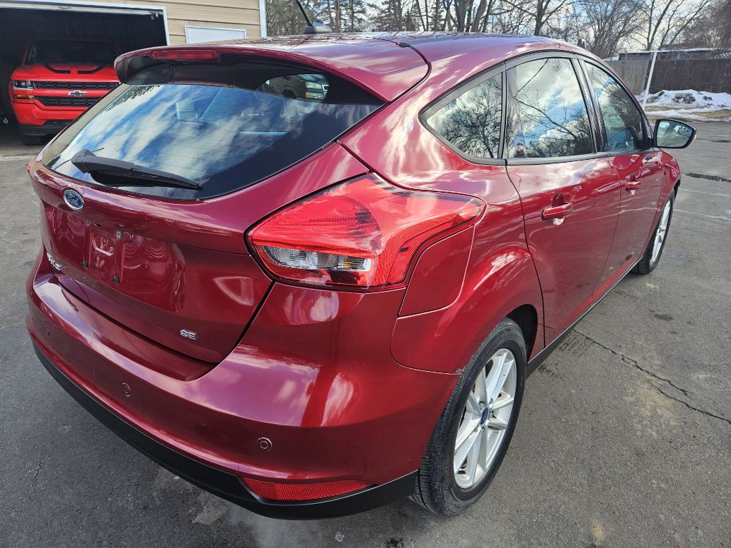 2015 Ford Focus Image 9