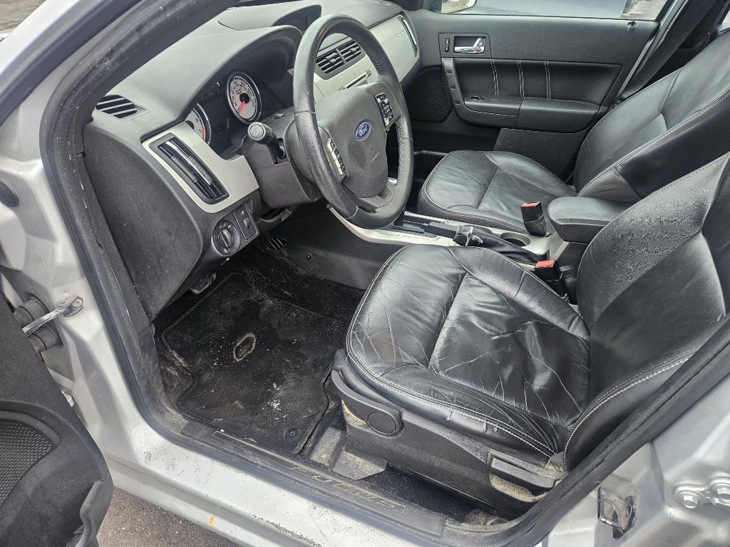 2011 Ford Focus Image 11