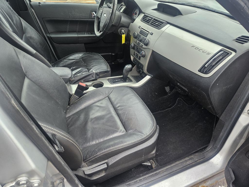 2011 Ford Focus Image 15
