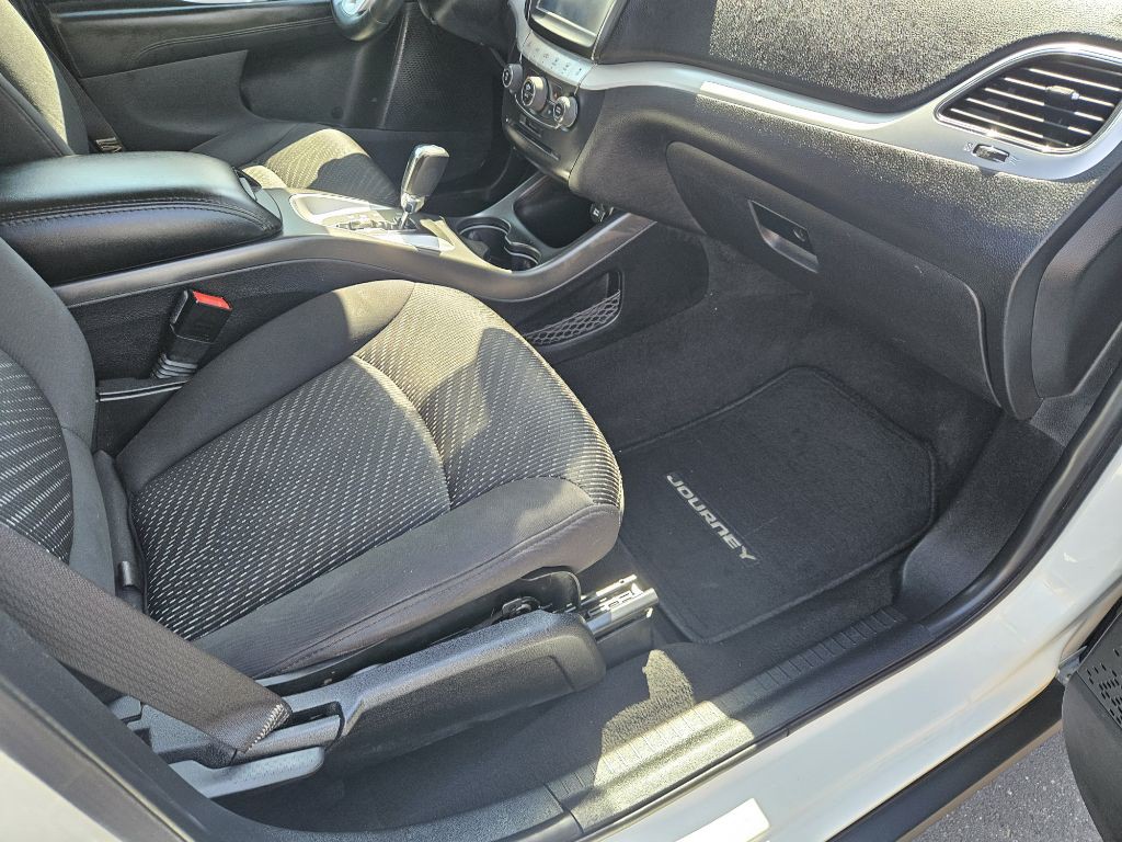 2013 Dodge Journey Image 11