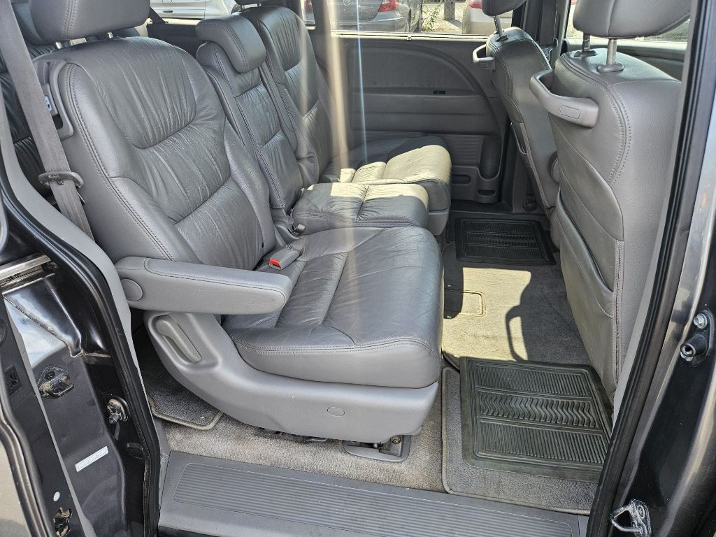 2010 Honda Odyssey Image 14