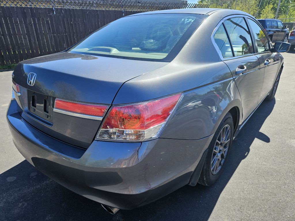 2011 Honda Accord Image 9