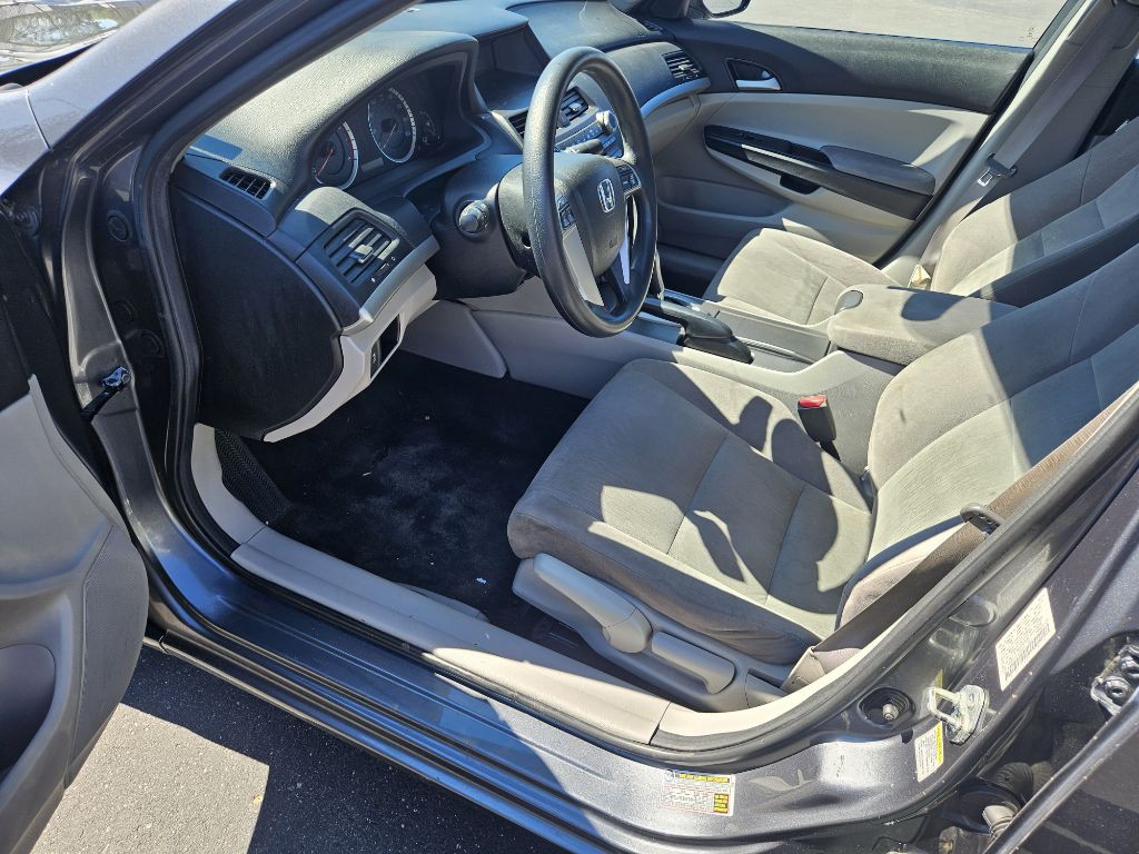 2011 Honda Accord Image 11