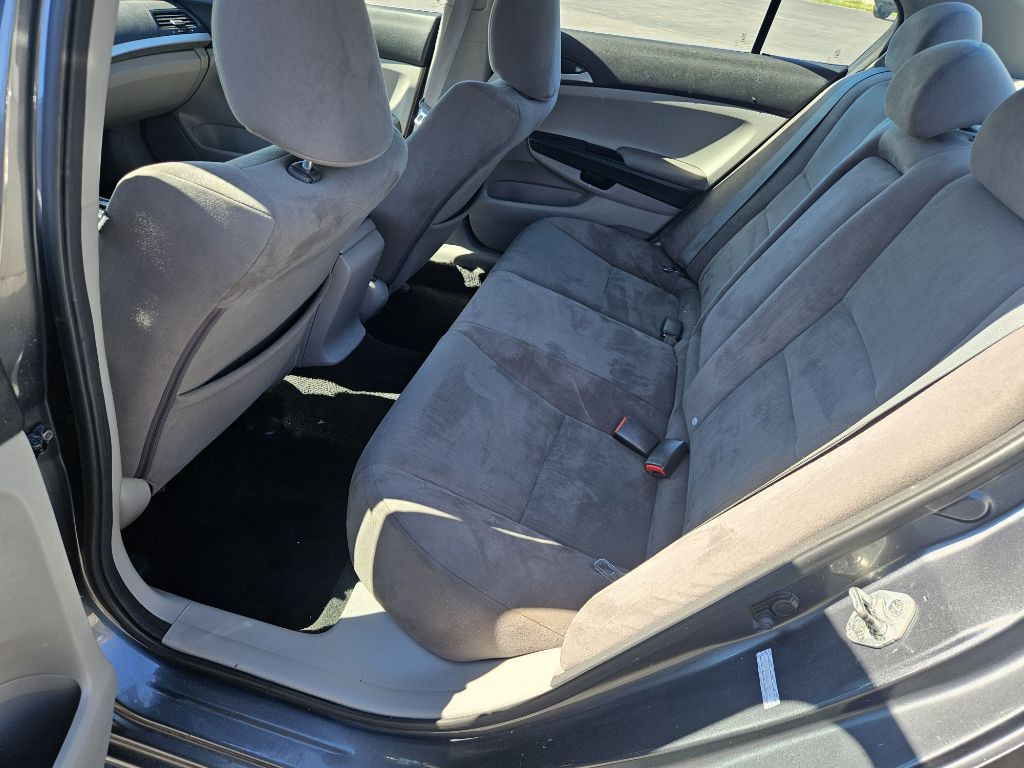 2011 Honda Accord Image 13
