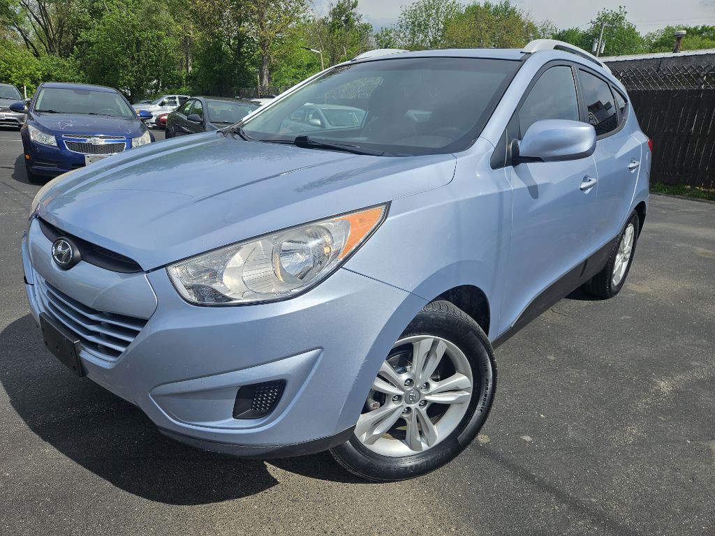 2011 Hyundai Tucson Image 1