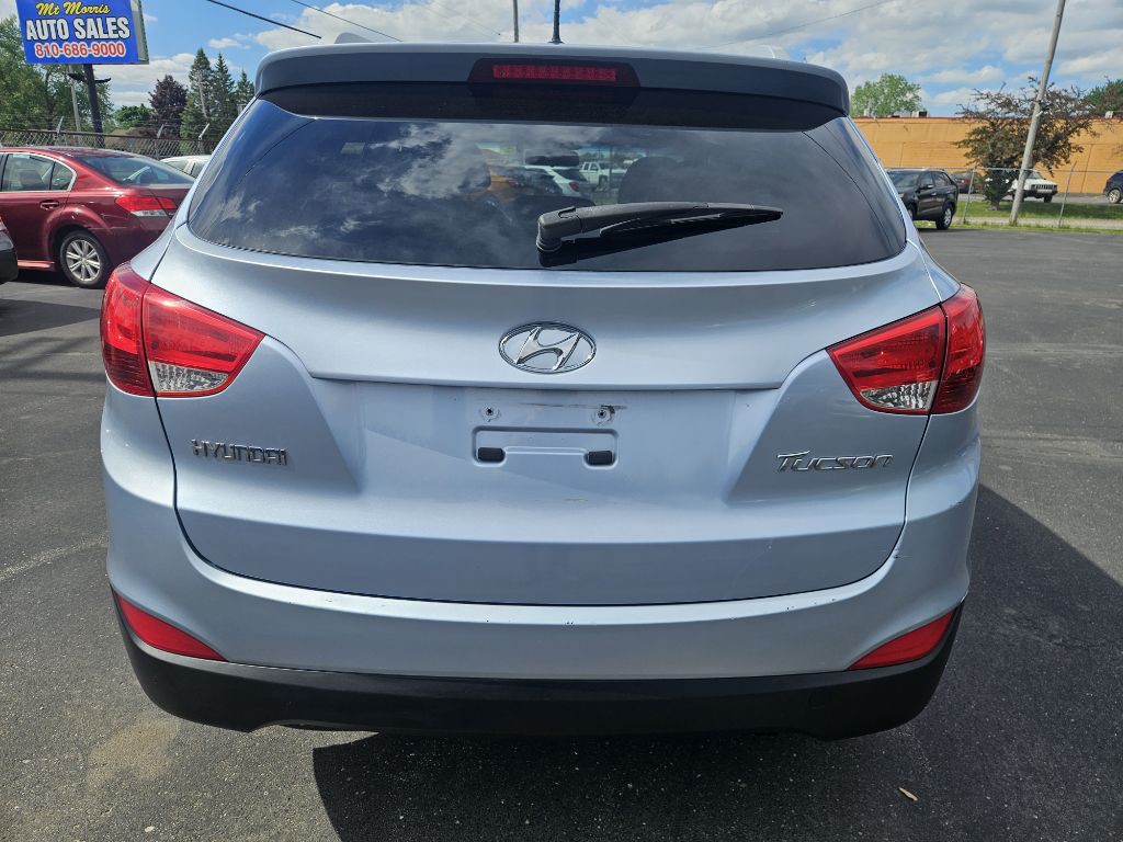2011 Hyundai Tucson Image 8