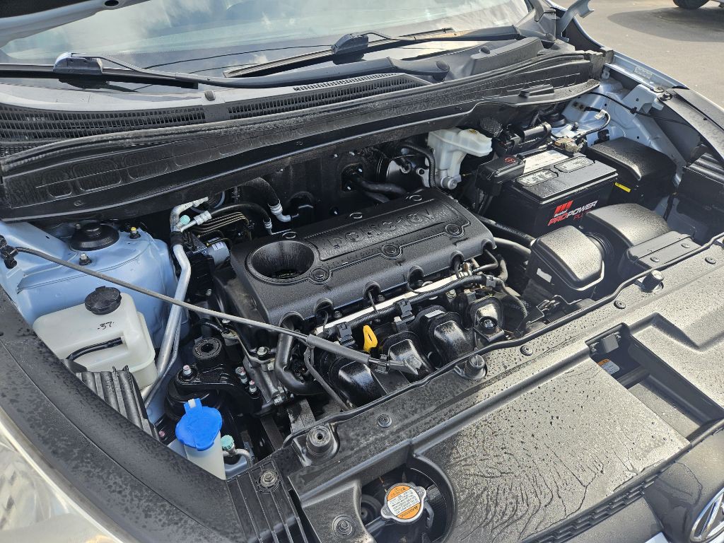 2011 Hyundai Tucson Image 19