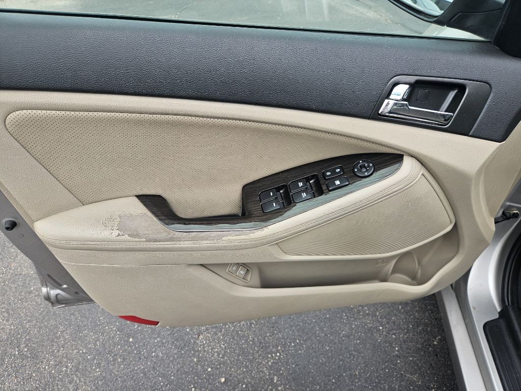 2012 Kia Optima Image 13