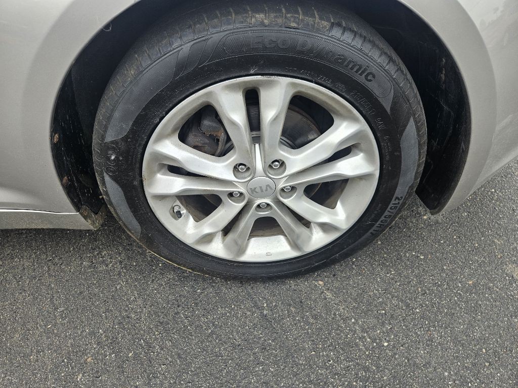 2012 Kia Optima Image 25