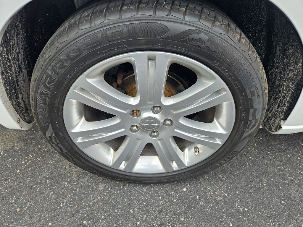 2012 Chrysler 200 Image 20
