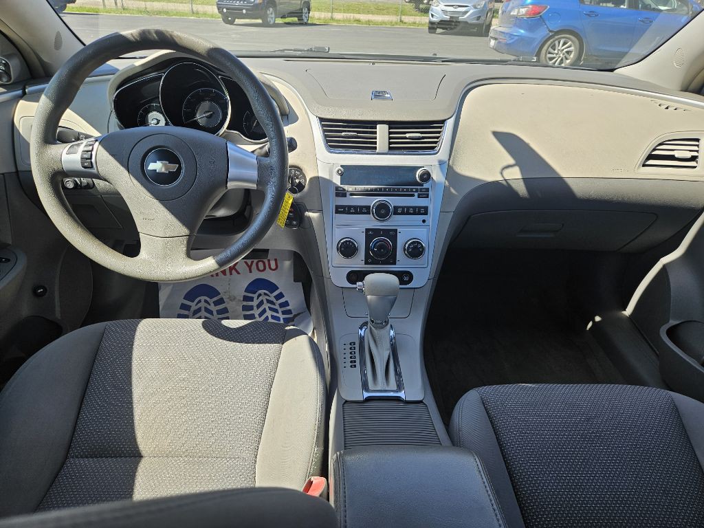 2008 Chevrolet Malibu Image 10
