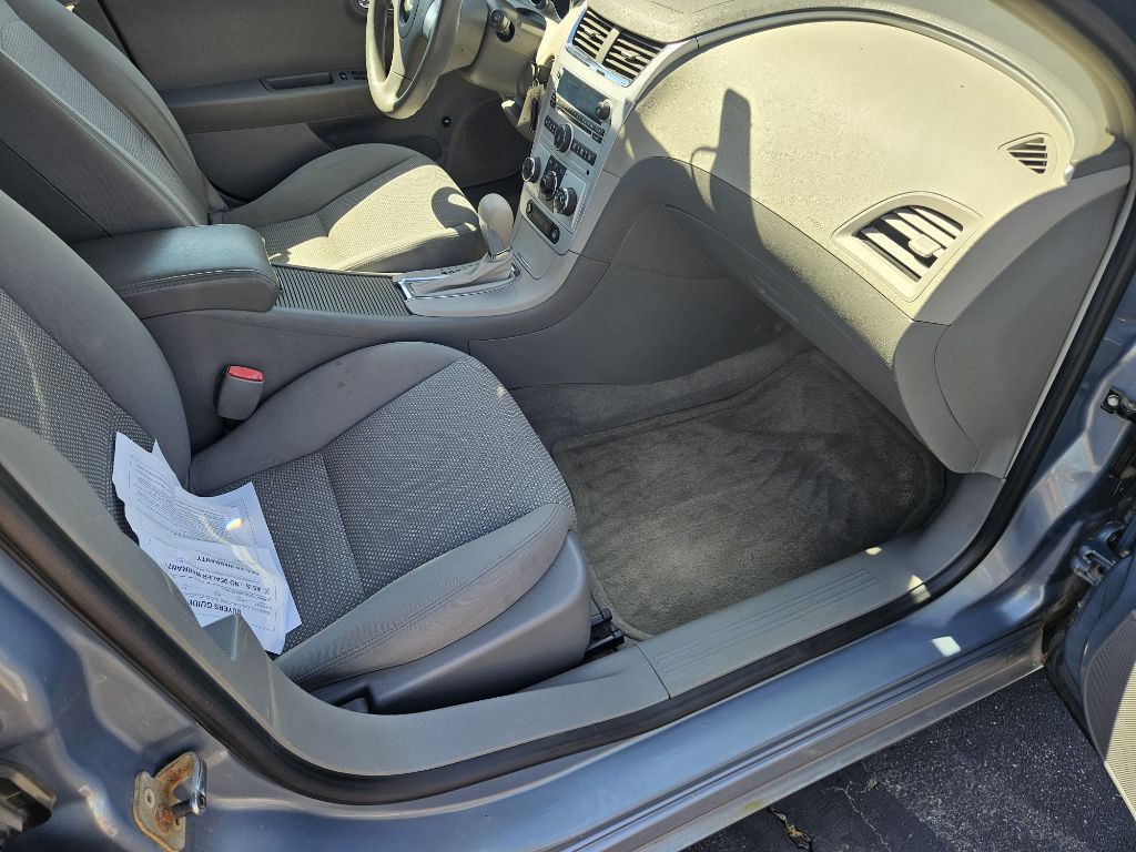 2008 Chevrolet Malibu Image 13