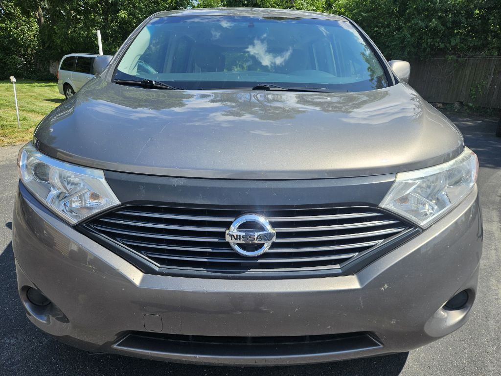2015 Nissan Quest Image 4