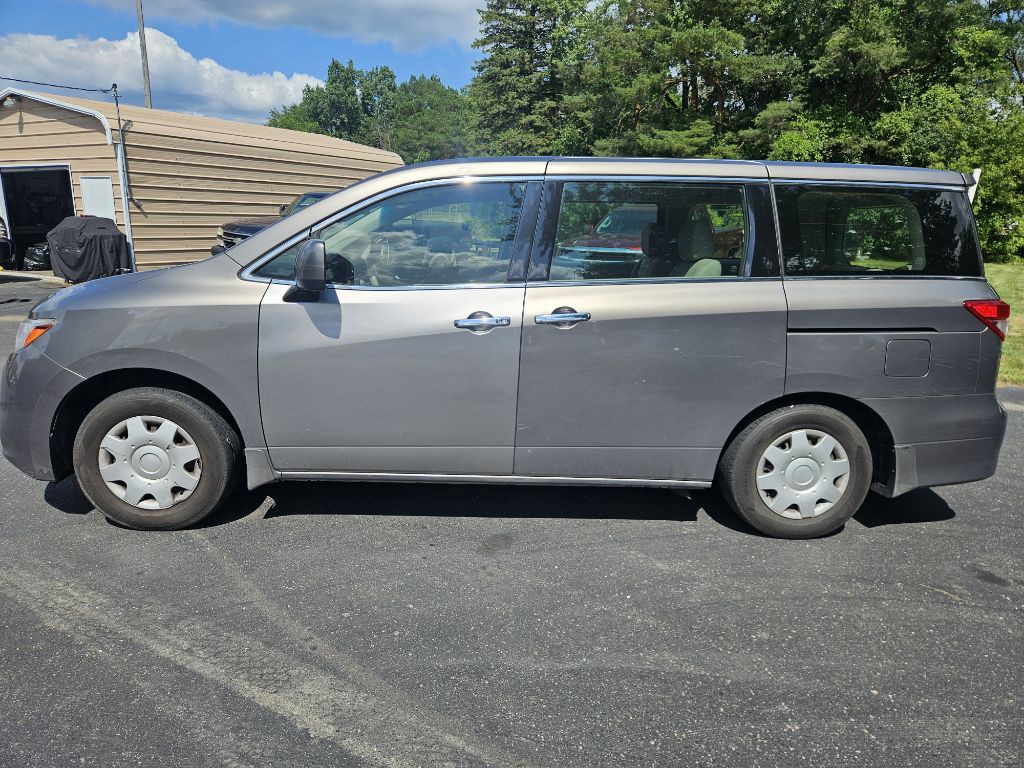 2015 Nissan Quest Image 5