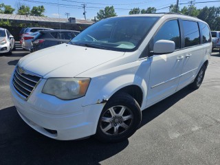 Image for 2009 Chrysler Town & Country Touring ID: 7503448