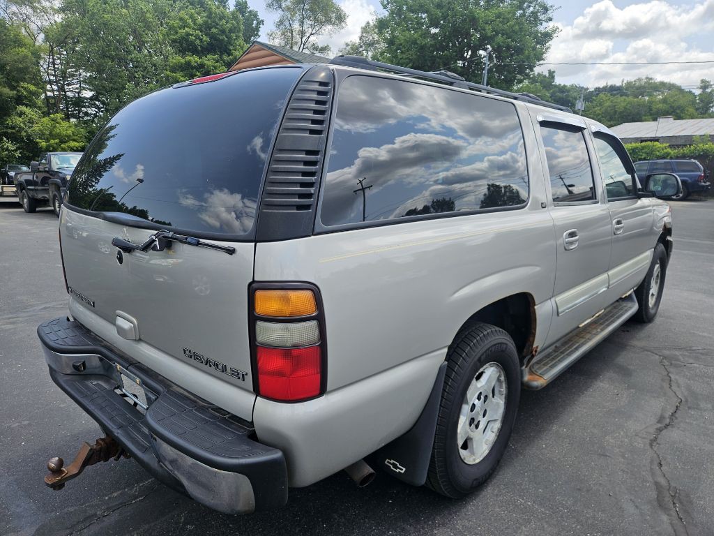 2005 Chevrolet Suburban Image 9