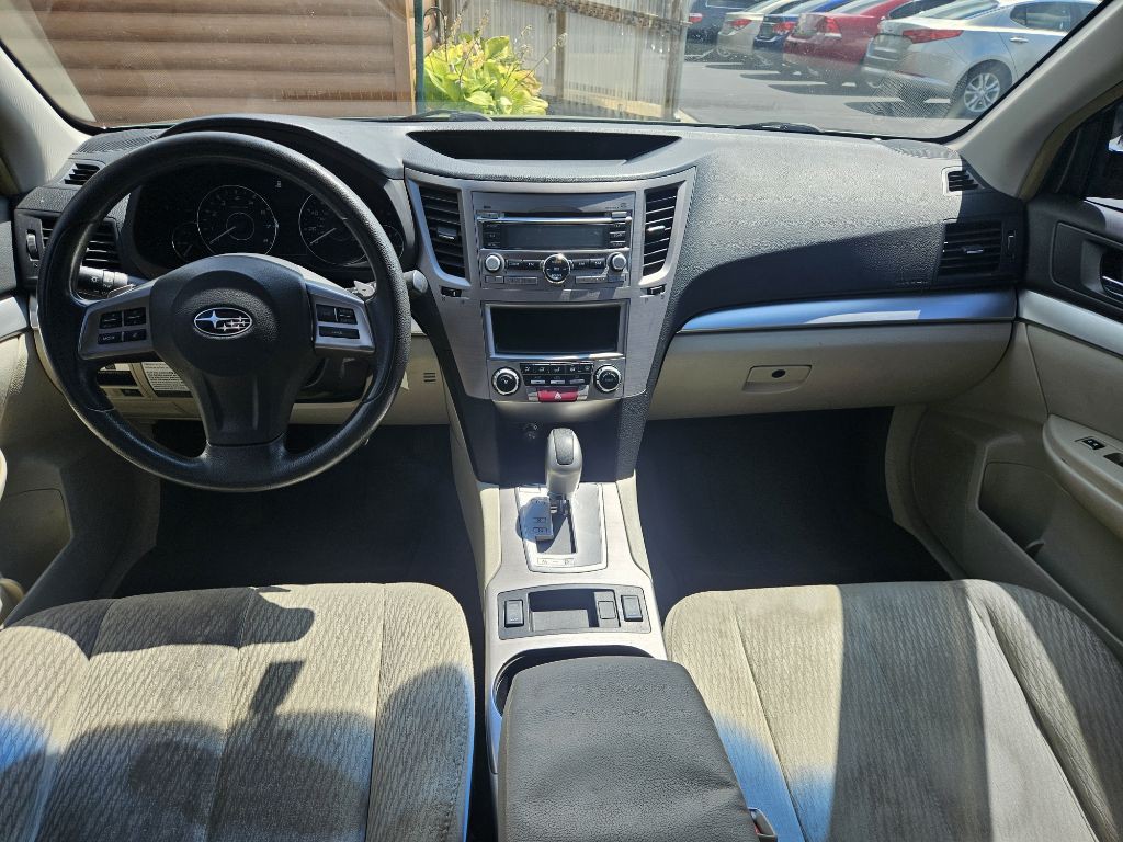 2012 Subaru Outback Image 11