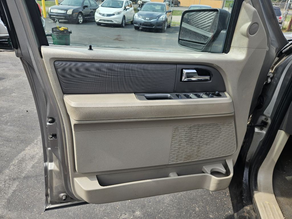 2008 Ford Expedition Image 12