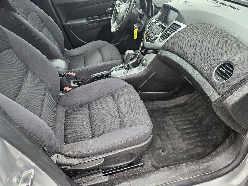 2014 Chevrolet Cruze Image 14