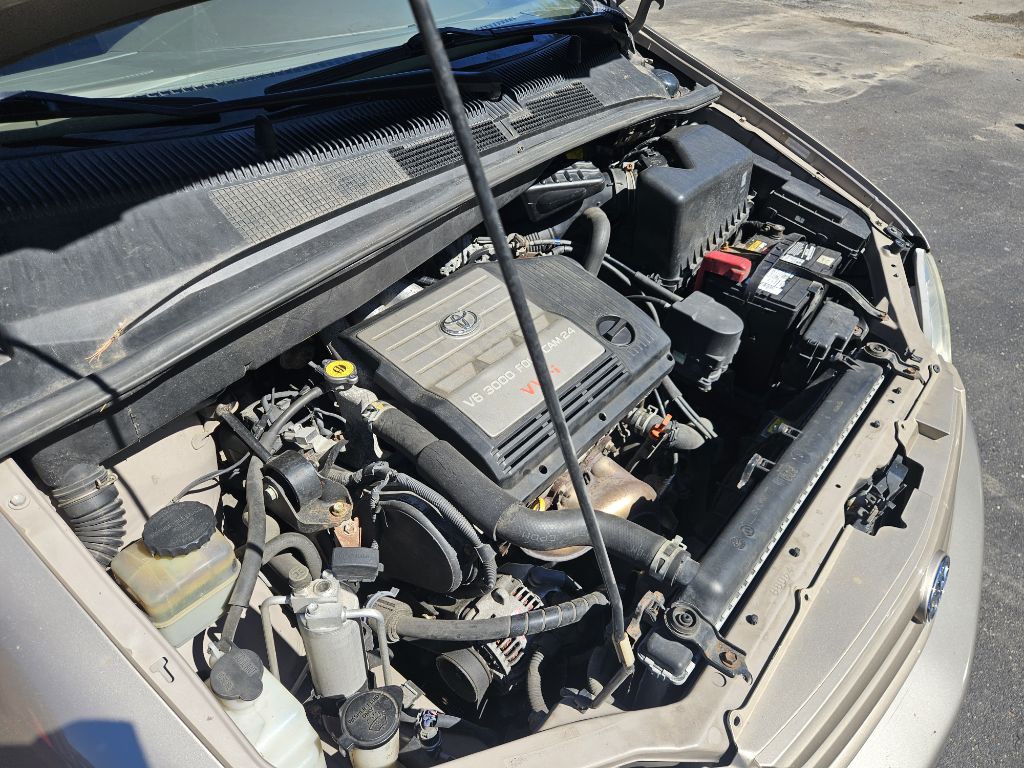2002 Toyota Sienna Image 20