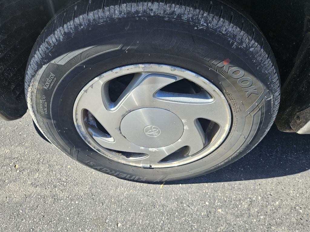 2002 Toyota Sienna Image 21