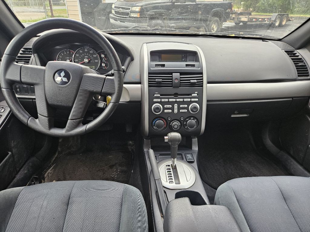 2006 Mitsubishi Galant Image 10