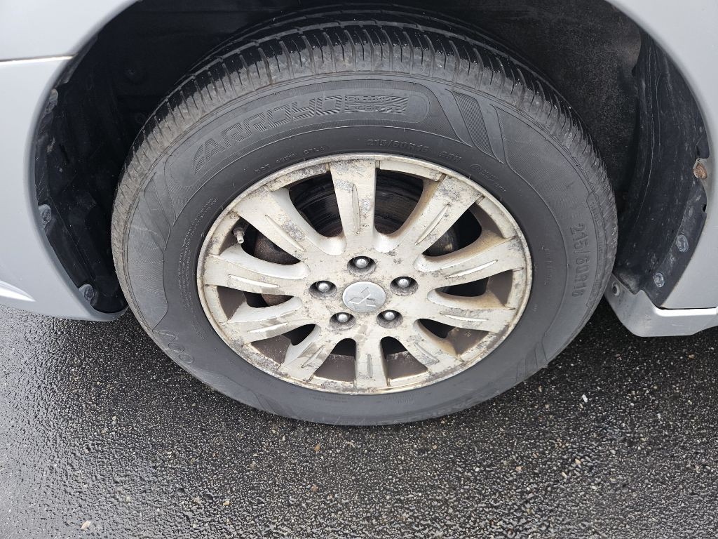 2006 Mitsubishi Galant Image 19