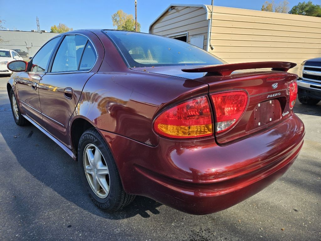 2002 Oldsmobile Alero Image 8