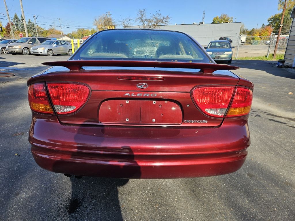 2002 Oldsmobile Alero Image 9