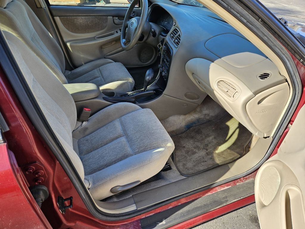 2002 Oldsmobile Alero Image 15