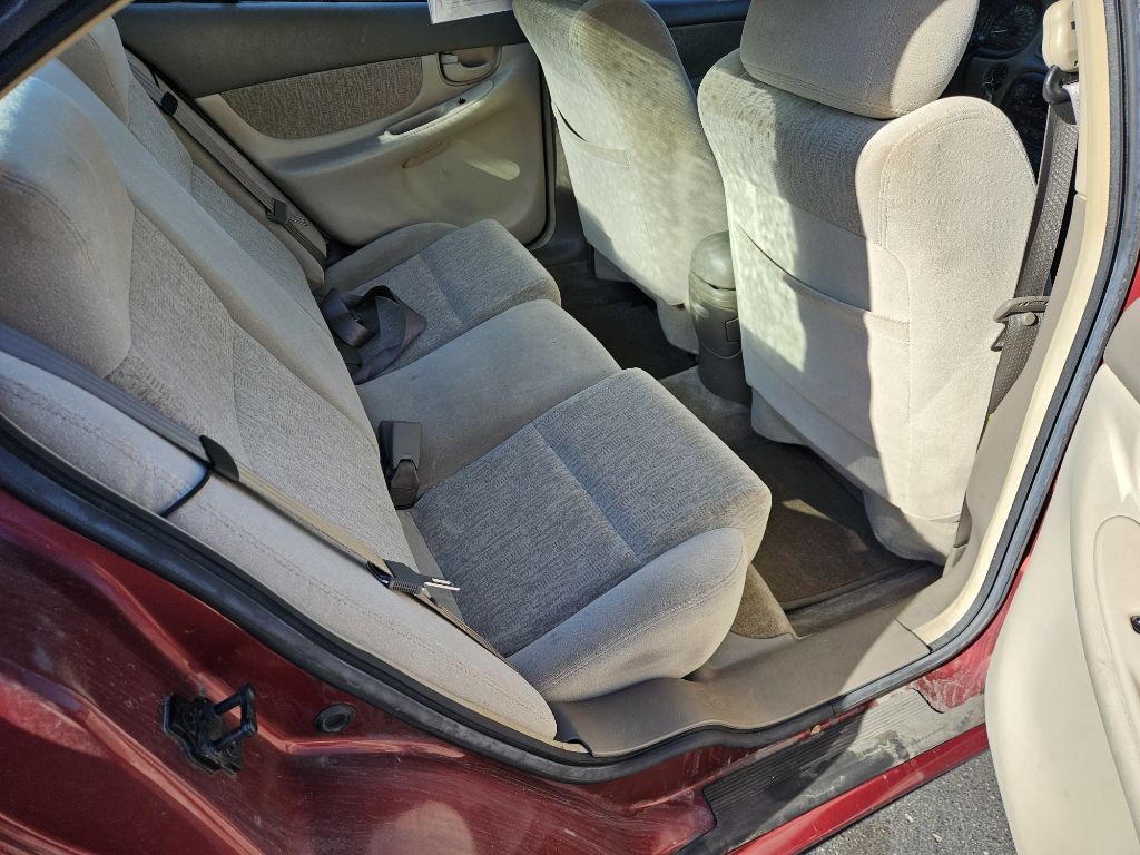 2002 Oldsmobile Alero Image 16