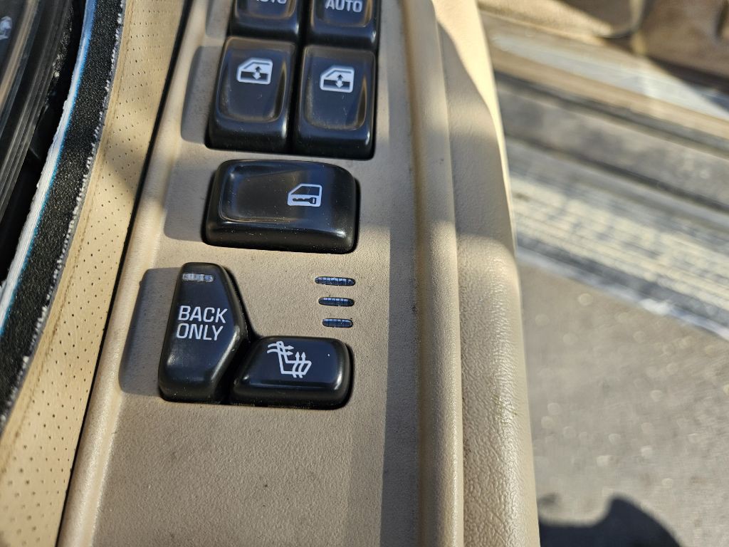 2005 Buick Rainier Image 14