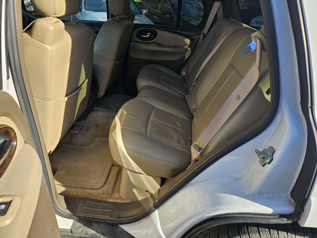 2005 Buick Rainier Image 15