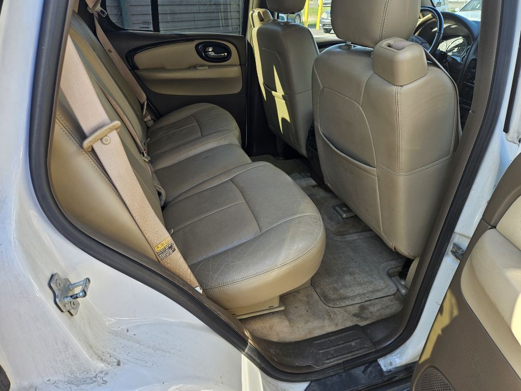 2005 Buick Rainier Image 17