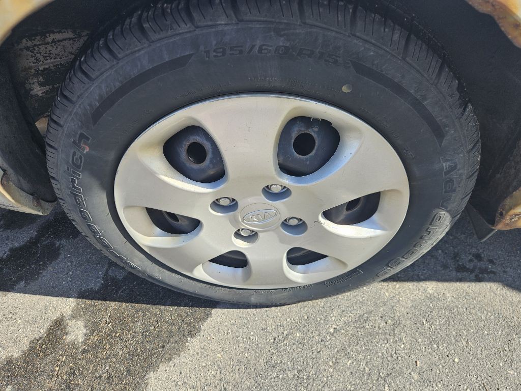 2007 Kia Spectra Image 21