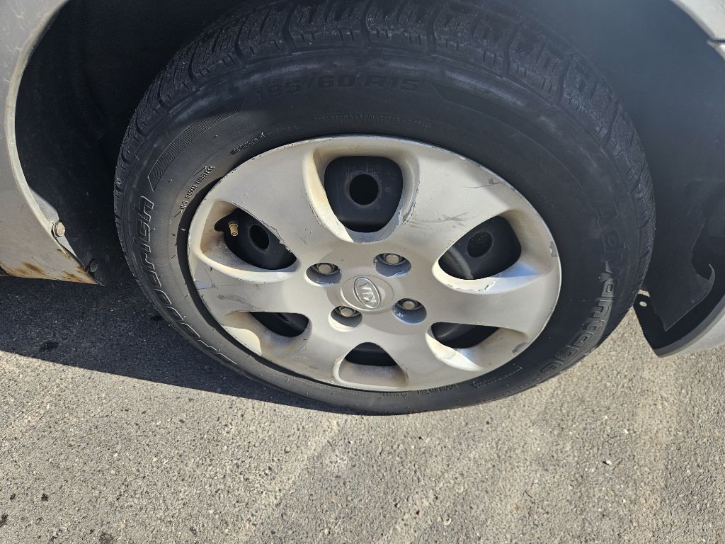 2007 Kia Spectra Image 22