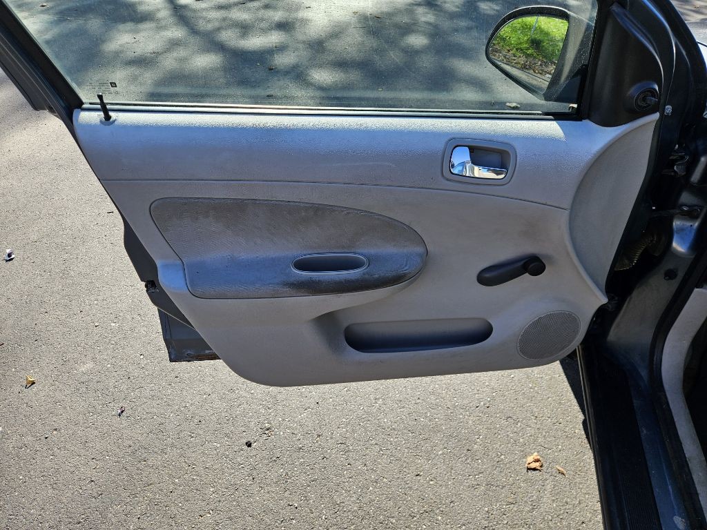 2006 Chevrolet Cobalt Image 12